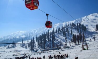 Kashmir honeymoon tour package