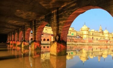 Ayodhya Varanasi Prayagraj tour package