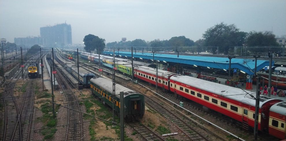 Reaching Srinagar from Jammu by Train