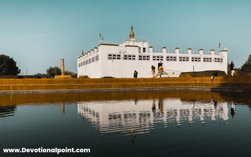 Har Ki Pauri (HARIDWAR) 12 Maya Devi Temple reflected in serene waters.