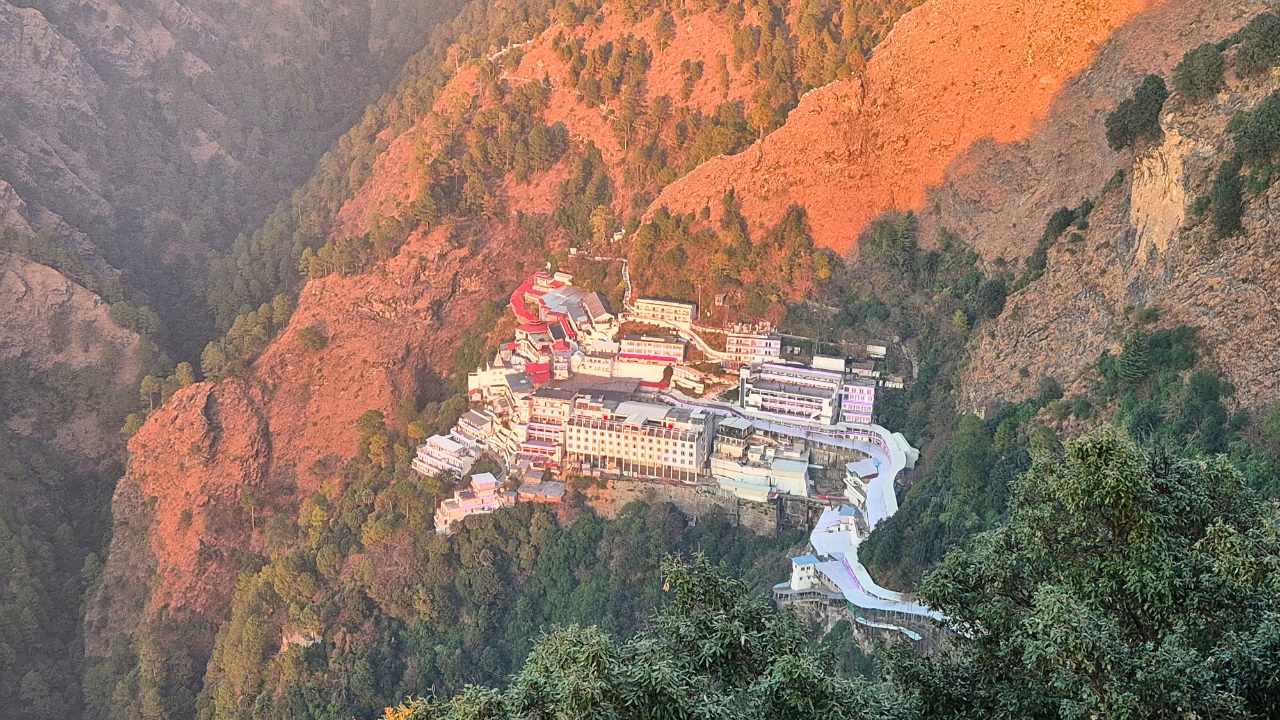 bhawan vaishno devi, vaishno devi katra jammu and kashmir