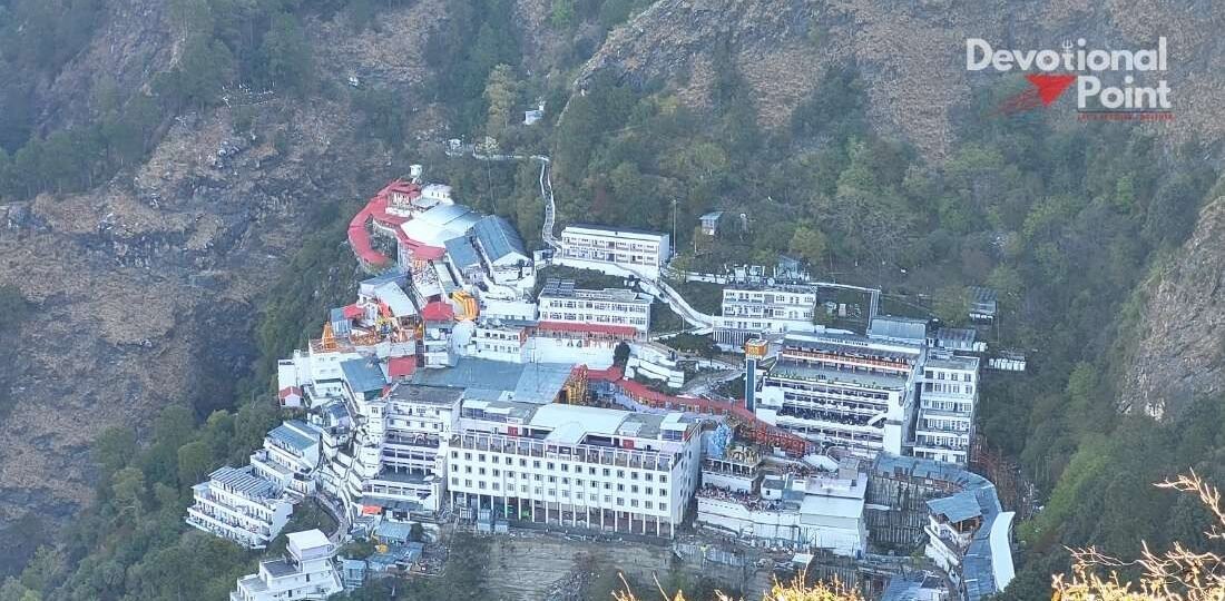 Tarakote Marg vs Banganga Marg: Complete Route Comparison for Vaishno Devi Yatra 1 best time to visit vaishno devi