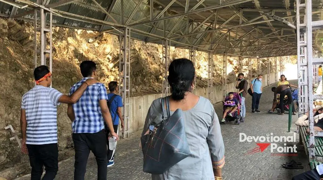 Vaishno Devi Pony palki  pram pithu
